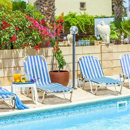 Villa Euphoria